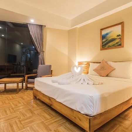 Golden Daisy Hotel Duong Dong Exterior foto